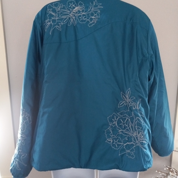 LL Bean Women's Primaloft Floral Embroidered Reversible Puffer Jacket  XL - Picture 2 of 13